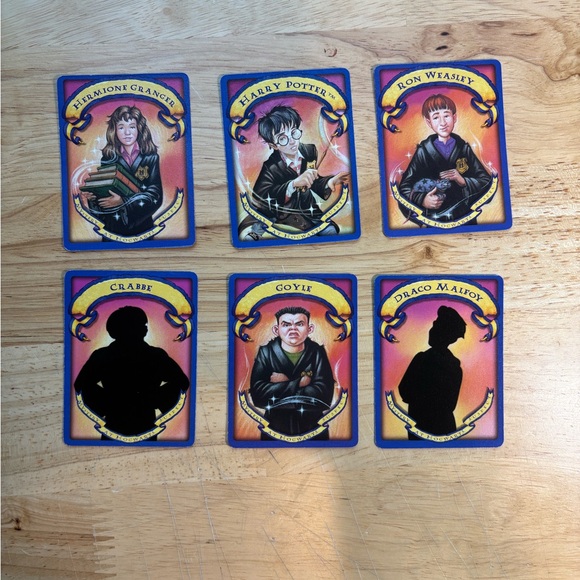 Warner Bros. Harry Potter Mystery at Hogwarts Board Game - Picture 9 of 13